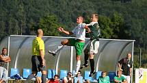 Fotbalové utkání krajského přeboru mužů / TJ Malše Roudné - FK Slavoj Český Krumlov 1:1 (1:1).