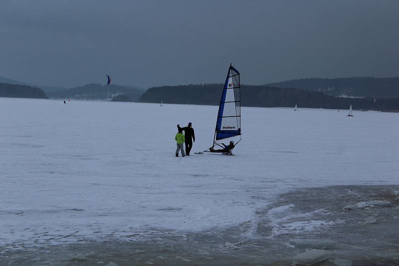 Lipno Ice Marathon prověřil na osm desítek borců, kteří nejsou z cukru.