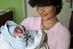 Zuzaně a Petru Babůrkovým z Větřní se 29. května 2010 v 1.05 hodin narodil syn Tadeáš, který měřil 50 centimetrů a vážil 3715 gramů. Na nejmladšího člena rodiny doma čeká již pět sourozenců – dvě holky a tři kluci. „Nejstarší dceři je patnáct let.“