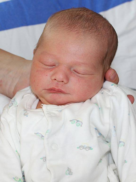 Matyáš Korbulec se narodil 25. září 2010 v 5.45 hodin rodičům Markétě Hruškové a Milanu Korbulcovi z Českého Krumlova. Jejich první miminko měřilo 50 centimetrů a vážilo 3440 gramů. „Tatínkovi se porod líbil mnohem víc než mně,“ usmívala se pyšná maminka.
