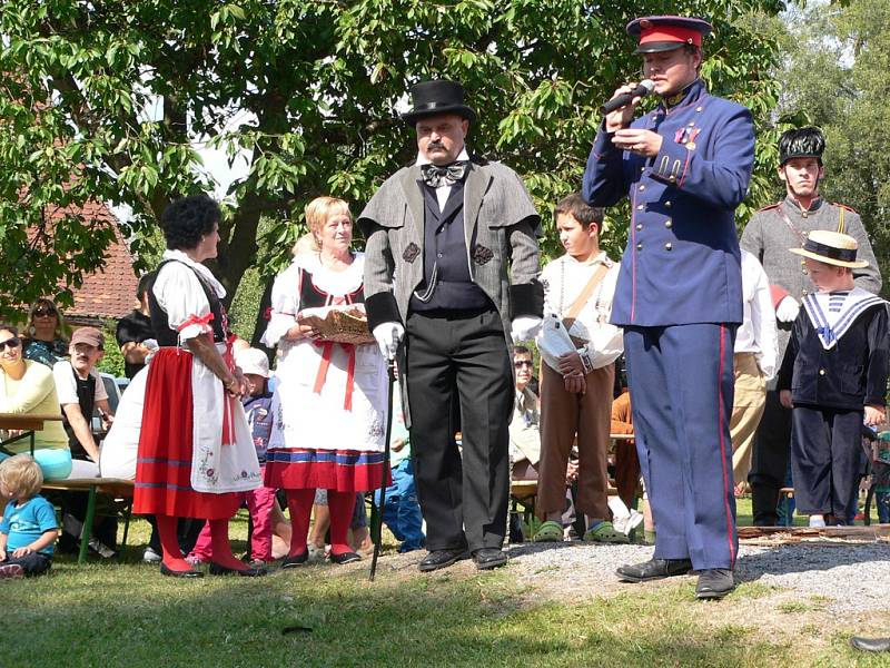 Oslava 190 let koněspřežné stanice z Českých Budějovic do Lince. 