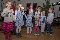 Vánoční koncert dětí ve Křemži.