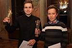 Duo nadějí kanoistického oddílu SK Vltava – Jakub Mareš a Samuel Vejnar (zleva) – bralo společně cenu v kategorii talentů.