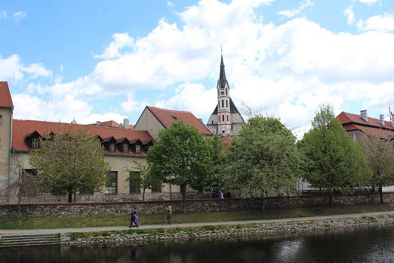 Český Krumlov o prvním májovém víkendu.