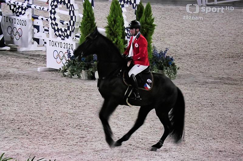 Kamil Papoušek musel na olympiádě v Tokiu závod v soutěži jednotlivců předčasně ukončit.