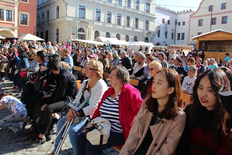 Vystoupení chorvatského souboru Kulturno umjetničko društvo "Ivančice".