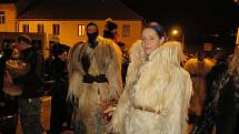 Krampus show v Kaplici 2016. Česká skupina krampusů.