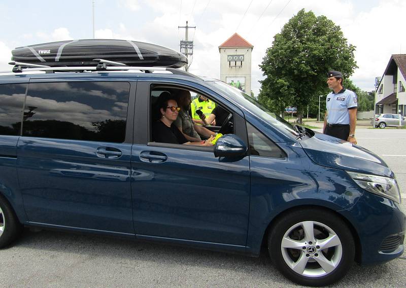 Bezpečnostně dopravní akce policie Prázdniny na hraničním přechodu Dolní Dvořiště.