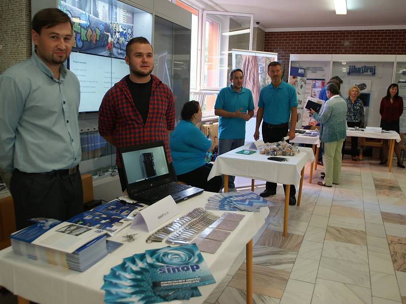 Job Day ve Střední odborné škole strojní a elektrotechnické ve Velešíně.