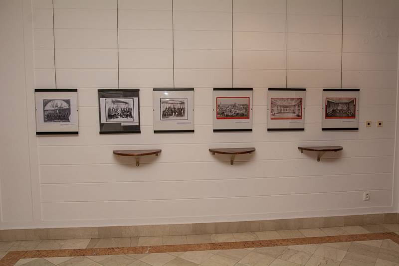 Vernisáž výstavy  z cyklu "Historická fotografie" G. Zimmera je v úterý 8. ledna v 18 hodin.