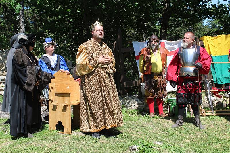 Vítkův hrádek slavil spolu s návštěvníky 14. výročí otevření.