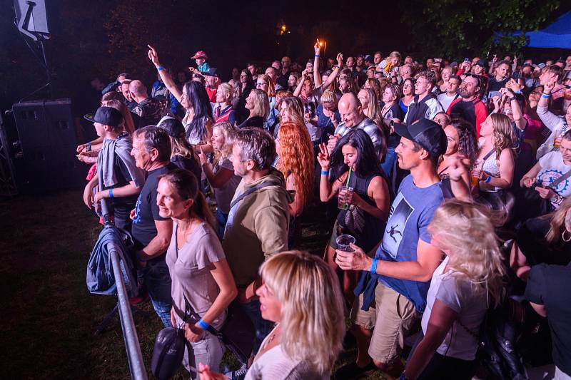 Koncert kapely Wohnout v českokrumlovském Depu.