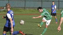 Divize (skupina A) - 11. kolo: Český Krumlov (v zeleném) - Táborsko B 2:2 (1:1), na penalty 4:5.