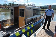 Lipenští policisté zkontrolovali lodě na lipenské přehradě.