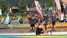 Lipno Sport Fest 2020 vyvrcholil závodem dračích lodí.