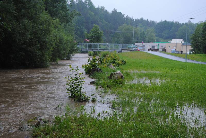 Polečnice znovu zahrozila, ke druhému povodňovému stupni jí v Českém Krumlově chybělo 6 centimetrů.