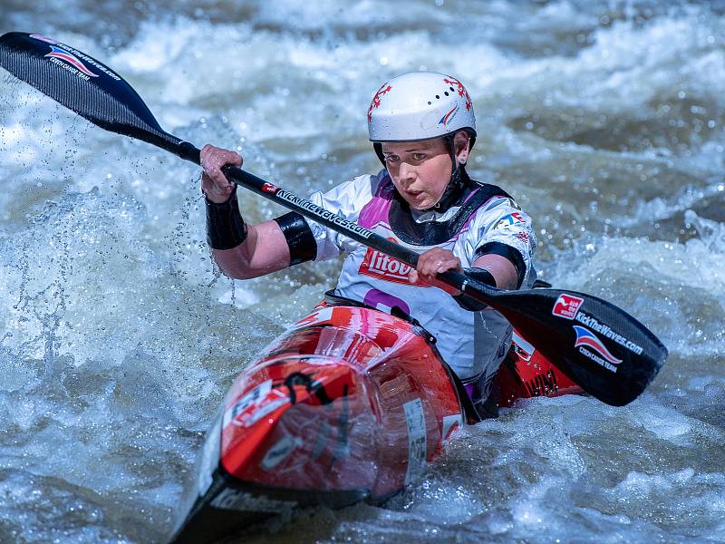 Krumlovská Karolína Paloudová se pilně připravuje na blížící se mistrovství světa kategorie U23 ve sjezdu na divoké vodě.