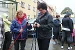 Nordic Walking branou Novohradských hor v Benešově nad Černou se konal i navzdory dešti.