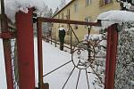 Kdysi vyhlášené plicní sanatorium na Českokrumlovsku nyní už více jak 15 let chátrá.