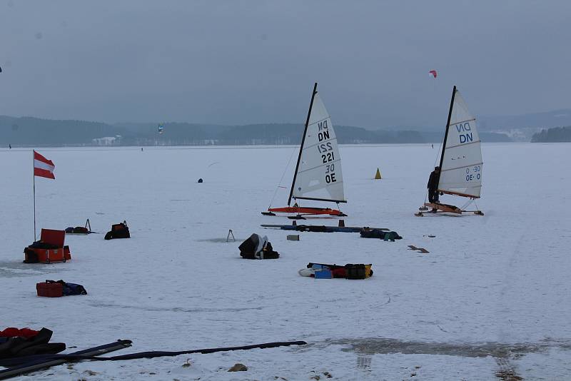 Lipno Ice Marathon prověřil na osm desítek borců, kteří nejsou z cukru.