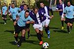 OP muži - 11. kolo: SK Zlatá Koruna (azurové dresy) - FK Dolní Dvořiště 4:2 (2:1).