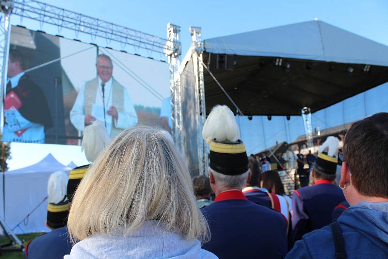 Sobotní odpoledne a večer v Dolní Vltavici patřil projektu Dolní Vltavice žije!