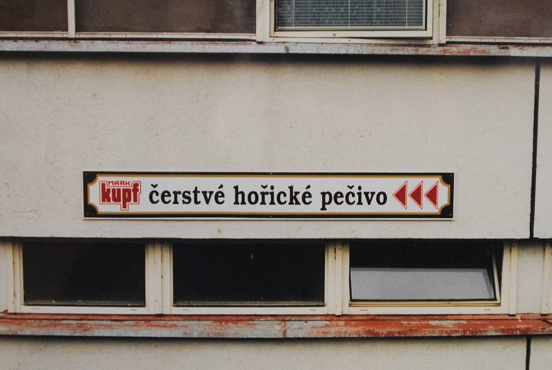 Český Krumlov v roce 1994. Sídliště Mír.