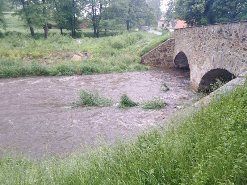 Polečnice ve Starých Dobrkovicích ve středu dopoledne.