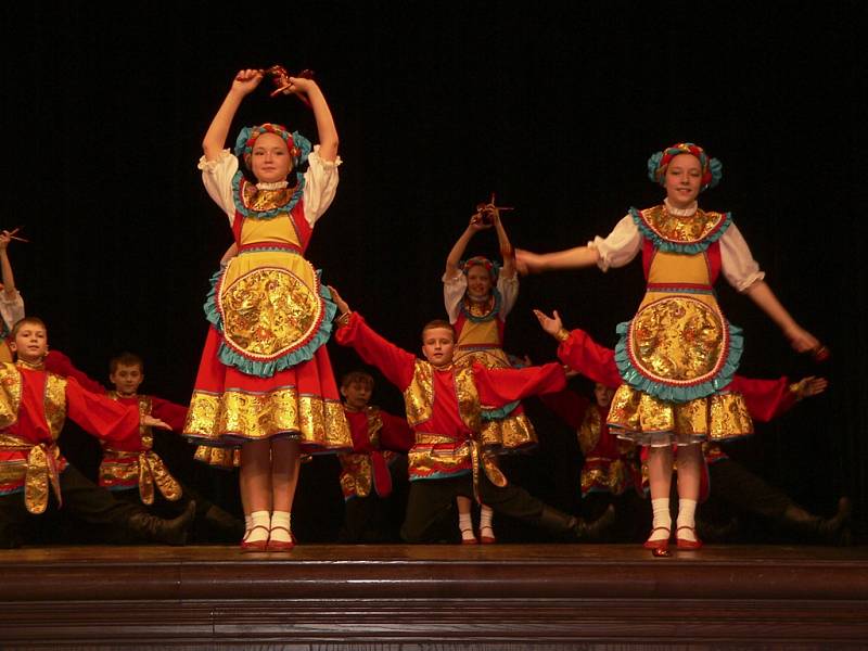 Mezinárodní festival umění nazvaný Česko-ruský dialog českokrumlovském divadle.