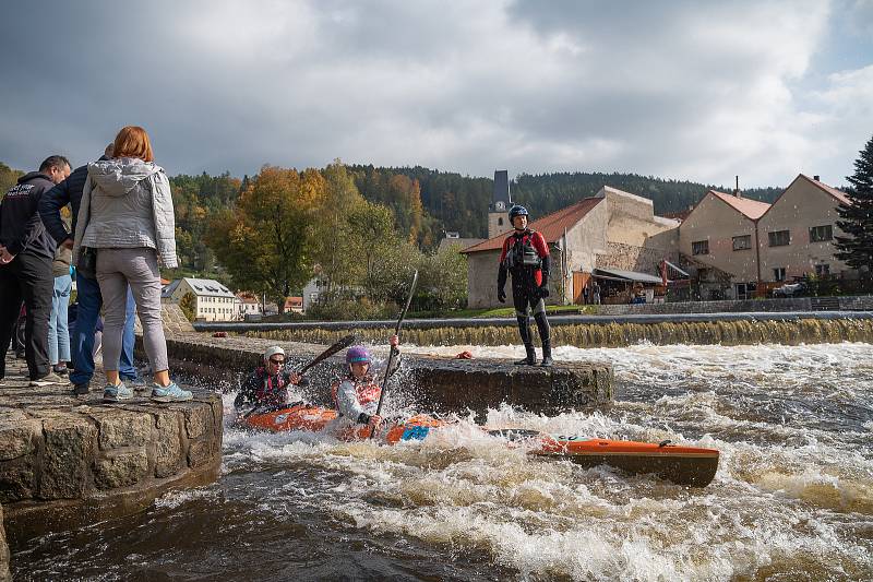 Start soutěžních kategorií z Rožmberka nad Vltavou