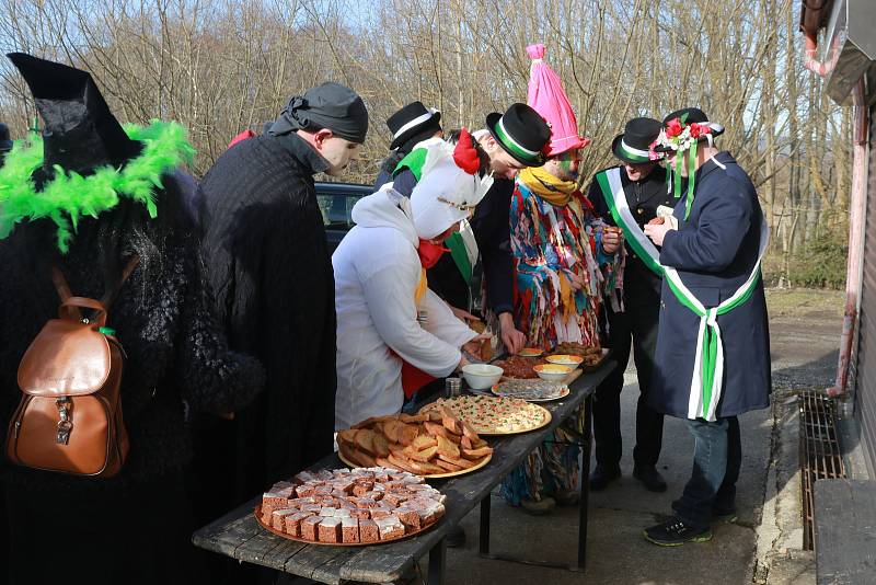 Sobotní masopustní veselí v Horní Plané.