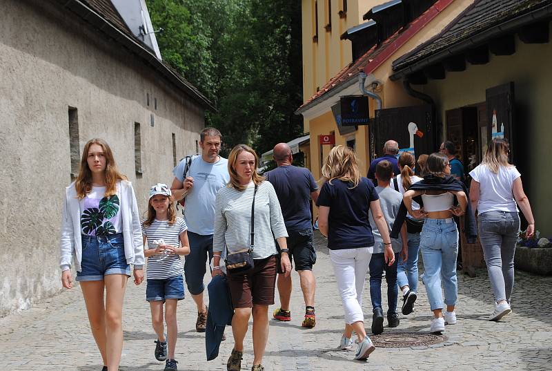 Český Krumlov o prodlouženém červencovém víkendu.