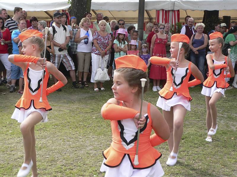 Vystoupení mažoretek z českokrumlovského DDM.