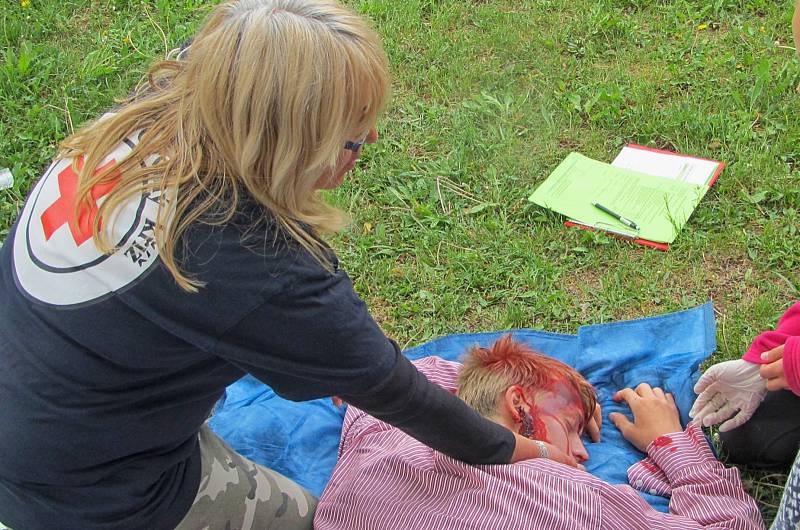 V Českém Krumlově se konalo oblastní kolo Soutěže mladých zdravotníků. Figuranty dělali studenti SOŠZ Český Krumlov.