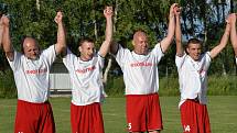 Okresní přebor muži - 22. kolo: Sokol Křemže (bílé dresy) - Hraničář Malonty 6:1 (2:0).