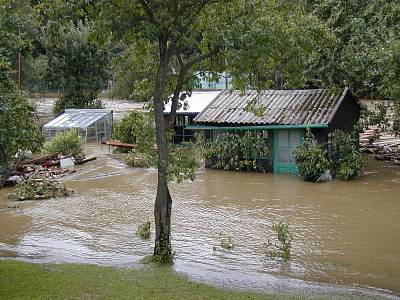 Chatky v zátopové oblasti Malše utrpěly silnou povodňovou vlnu.