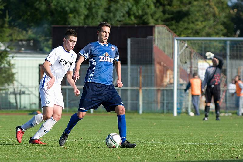 Fotbalisté Přerova (v modrém) proti FC Dubicko (6:0).