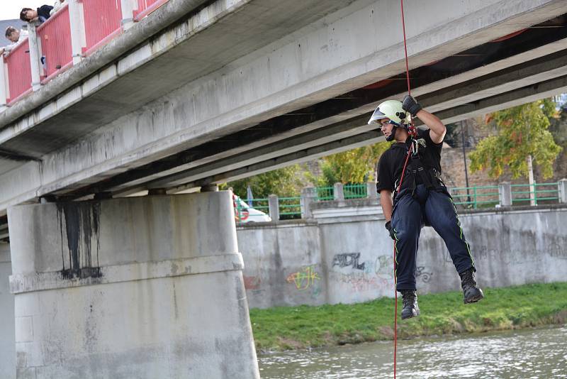 Program k zahájení školního roku pro děti u loděnice v Přerově