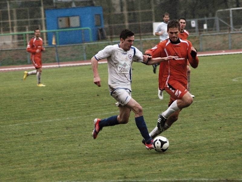 1.FC Viktorie Přerov (v bílém) vs. FK Mikulovice