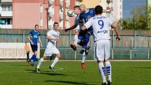 Fotbalisté Přerova (v modrém) proti FC Dubicko (6:0).