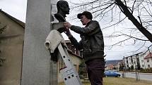 Bustu T. G. Masaryka odhalili tento týden v Jezernici na Přerovsku.