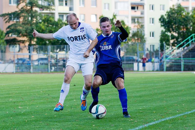 Fotbalisté Přerova (v modrém) proti FC Dubicko (6:0).