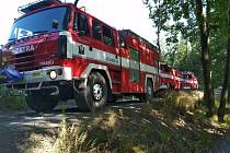 Osmnáct jednotek hasičů likvidovalo ve středu odpoledne mohutný požár lesa u Dolního Újezdu na Lipnicku.