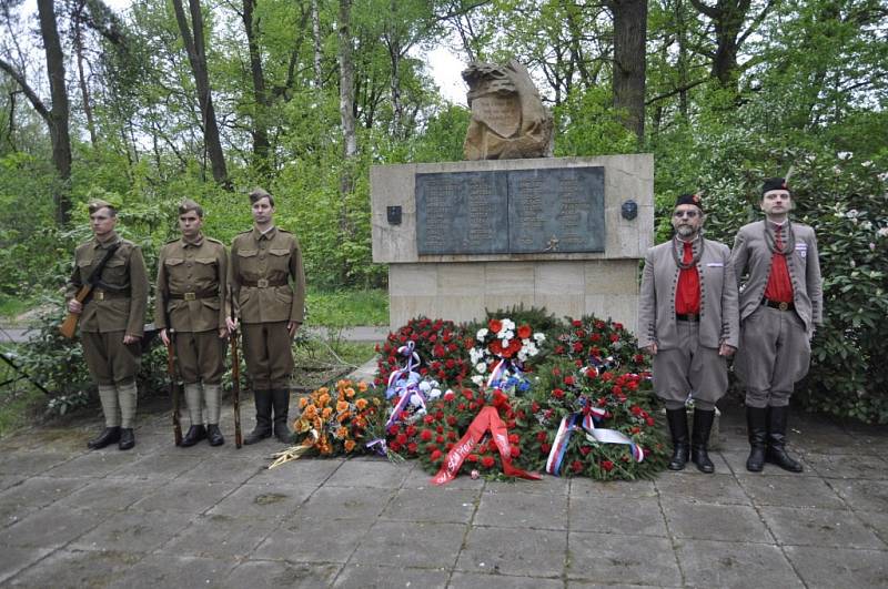 Pietní akt v Olomouci - Lazcích