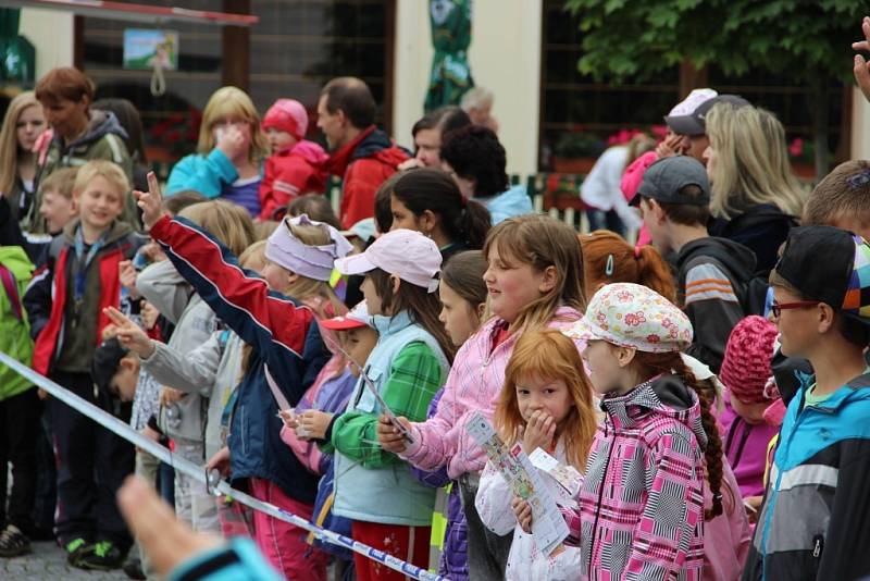 Akce Bezpečné město v Lipníku spolu s oceňováním policistů za věrnost a dobrou práci