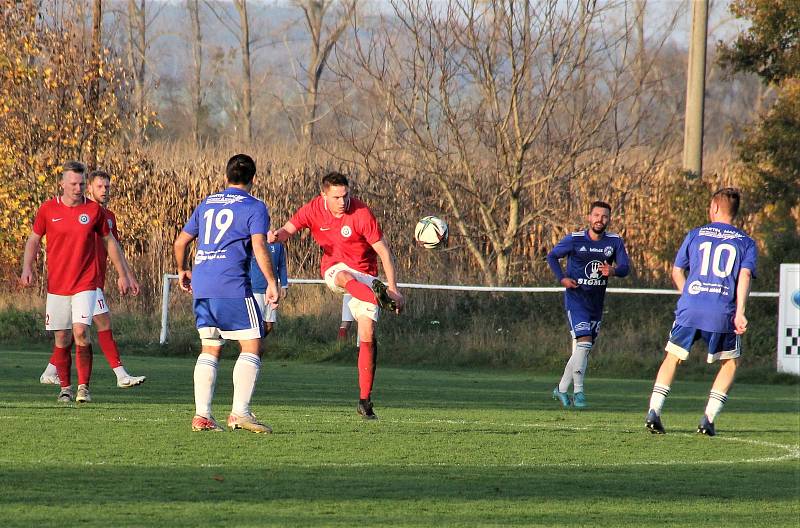 Fotbal, krajský přebor: FK Brodek u Přerova - TJ Sigma Lutín.