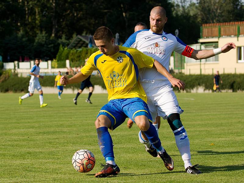 MOL Cup: fotbalisté Kozlovic (ve žlutém) porazili Přerov 2:0