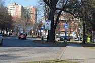 Zastávka autobusu poblíž Základní školy Svisle v Přerově projde úpravou.