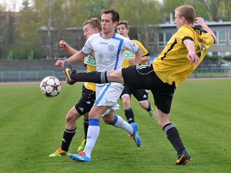 1.FC Viktorie Přerov (v bílém) – MFK OKD Karviná B