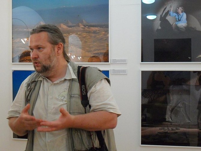 V přerovském zámku ve čtvrtek 15. července začala výstava „Egyptologie. Úspěchy české vědy objektivem Martina Frouze“. Na snímku Martin Frouz